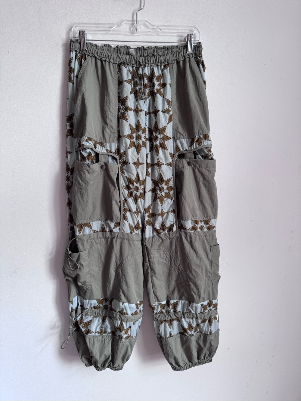 FP Movement Mountaineer Pant Sage Stone Combo Like New S $168 - Picture 2 of 14